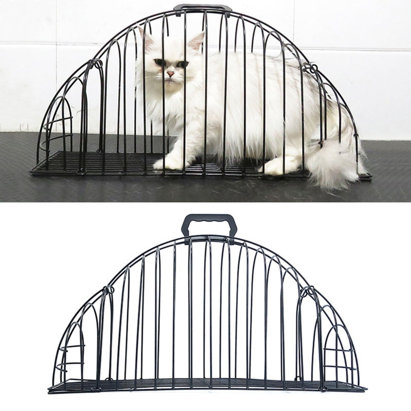 Cats Use A Bath And Transport Cage To Prevent Scratching Petzymart